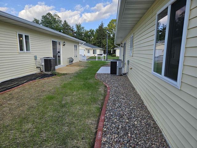 1161 Maple Street, Reedsburg, WI 53959