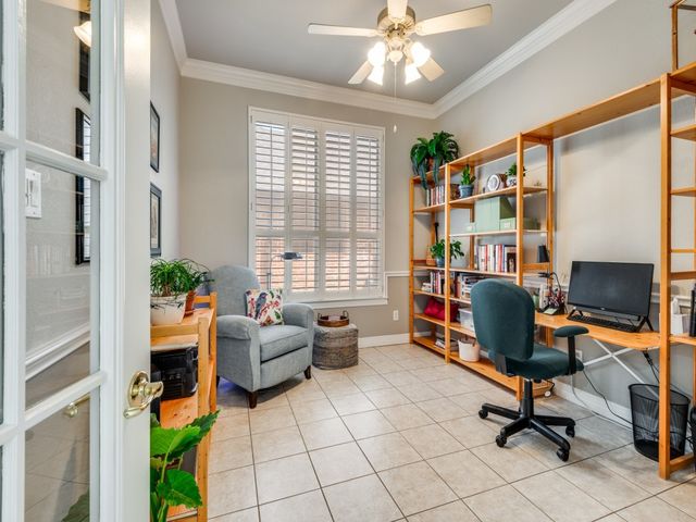 5105 National Court, Arlington, TX 76017