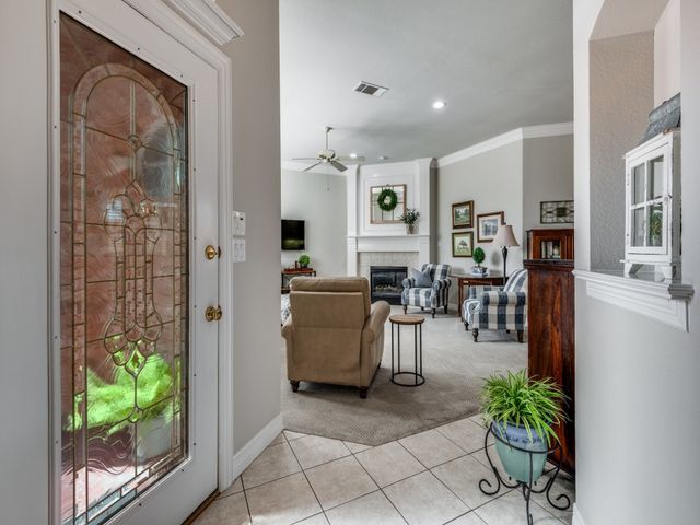 5105 National Court, Arlington, TX 76017