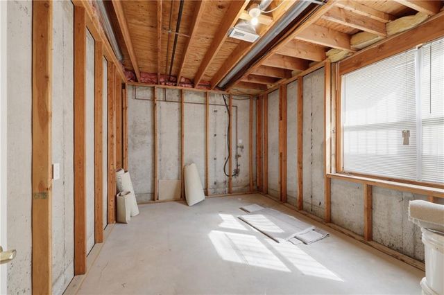 3717 S Bolger Court, Independence, MO 64055