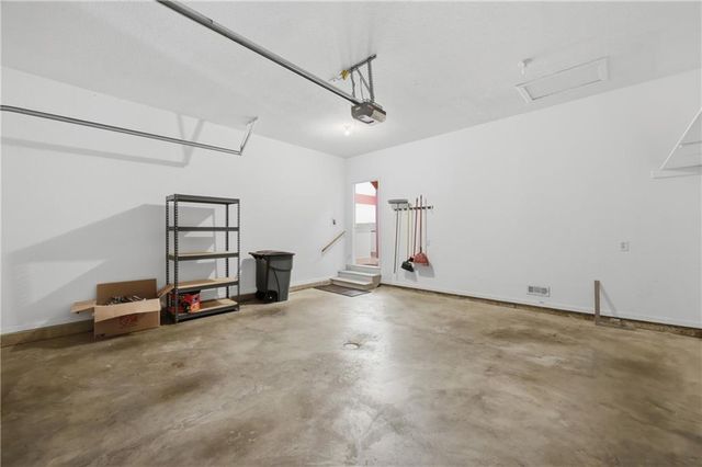 3717 S Bolger Court, Independence, MO 64055