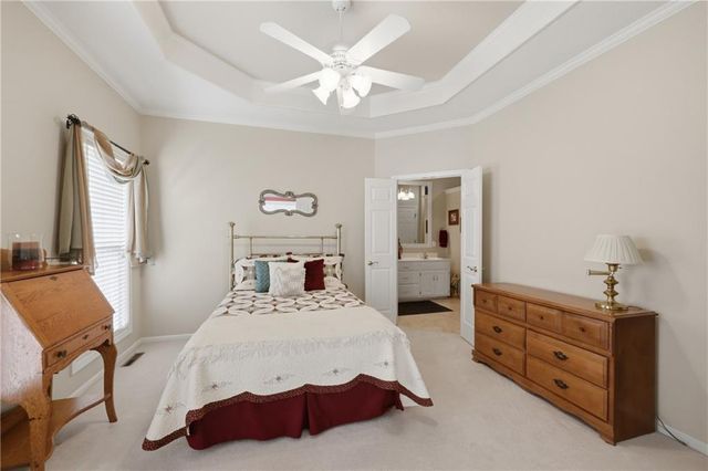 3717 S Bolger Court, Independence, MO 64055