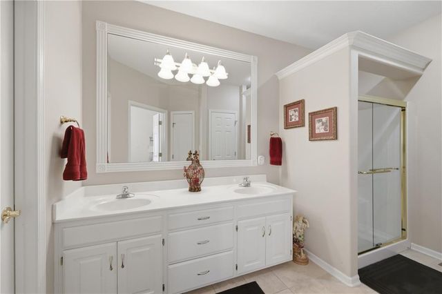 3717 S Bolger Court, Independence, MO 64055