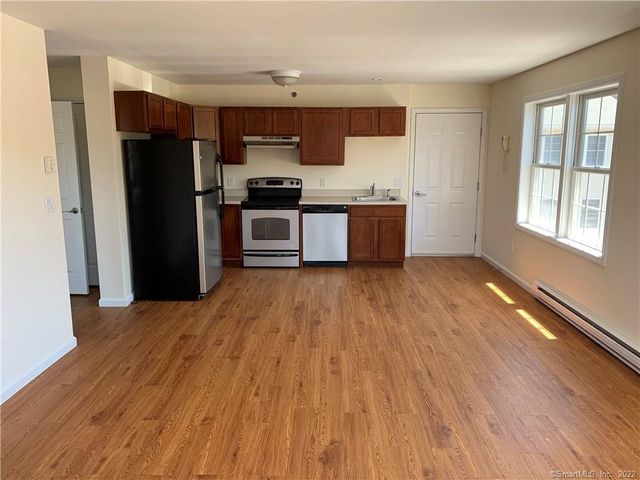 7 New Street 300, Danbury, CT 06810