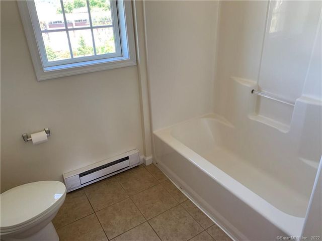 7 New Street 300, Danbury, CT 06810