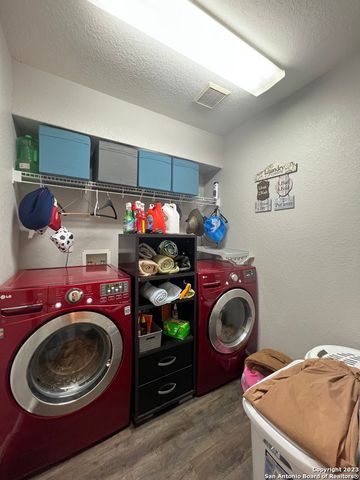 646 LYNX MTN, San Antonio, TX 78251