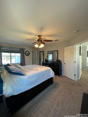 646 LYNX MTN, San Antonio, TX 78251