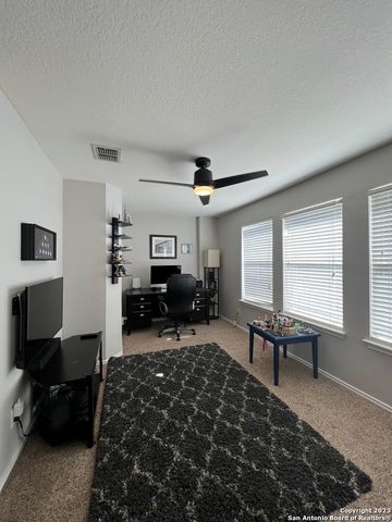 646 LYNX MTN, San Antonio, TX 78251