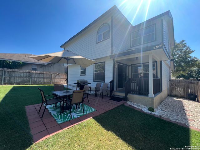 646 LYNX MTN, San Antonio, TX 78251