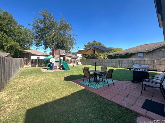 646 LYNX MTN, San Antonio, TX 78251