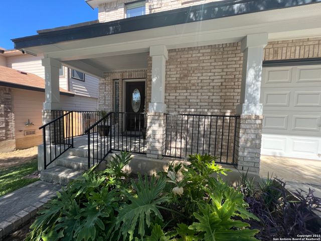 646 LYNX MTN, San Antonio, TX 78251