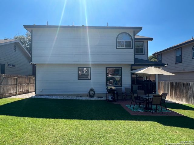 646 LYNX MTN, San Antonio, TX 78251