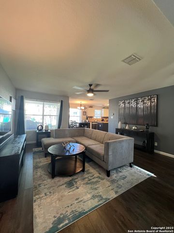 646 LYNX MTN, San Antonio, TX 78251