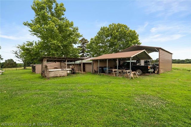 488 Dizzy Dean Road, Booneville, AR 72927