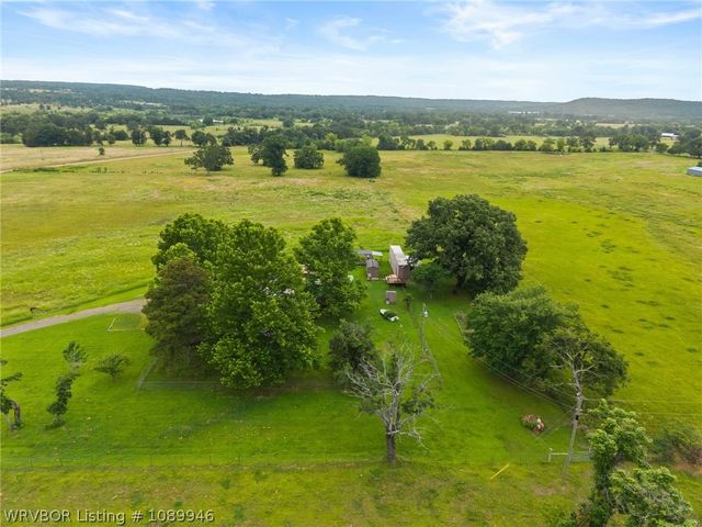 488 Dizzy Dean Road, Booneville, AR 72927
