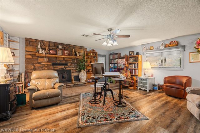 488 Dizzy Dean Road, Booneville, AR 72927