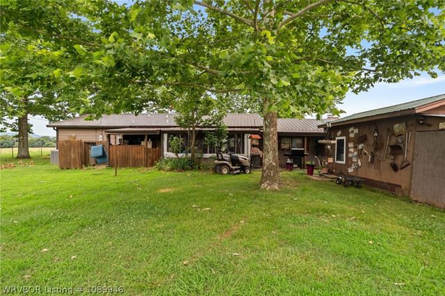 488 Dizzy Dean Road, Booneville, AR 72927