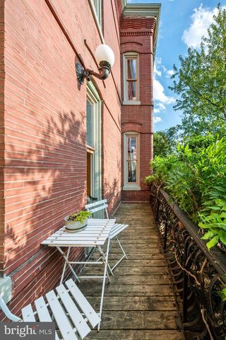 1000 MARYLAND AVE NE, Washington, DC 20002
