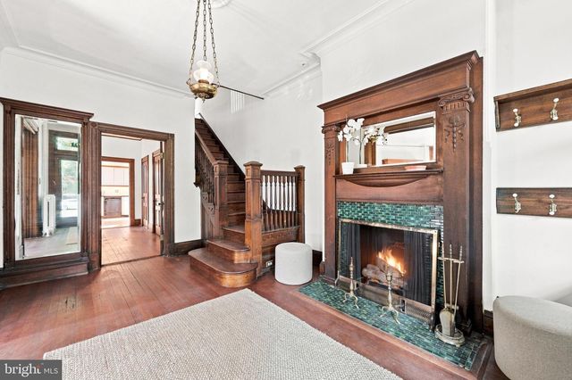 1000 MARYLAND AVE NE, Washington, DC 20002