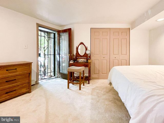 1000 MARYLAND AVE NE, Washington, DC 20002