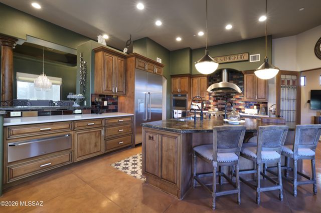 12520 N La Canada Drive, Oro Valley, AZ 85755