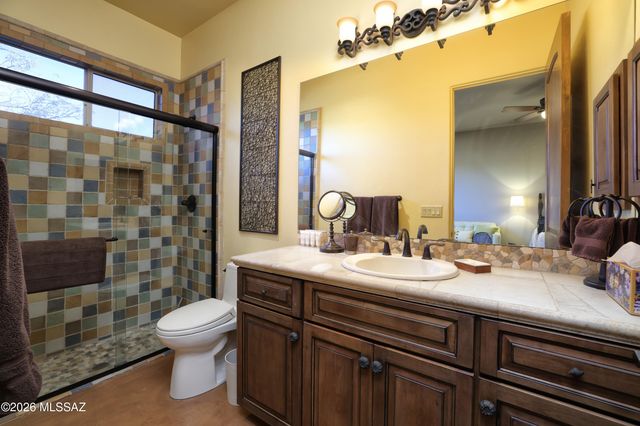 12520 N La Canada Drive, Oro Valley, AZ 85755