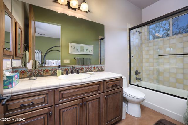 12520 N La Canada Drive, Oro Valley, AZ 85755