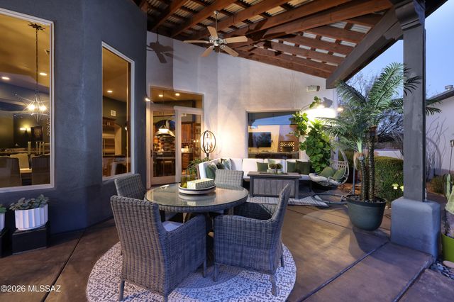 12520 N La Canada Drive, Oro Valley, AZ 85755