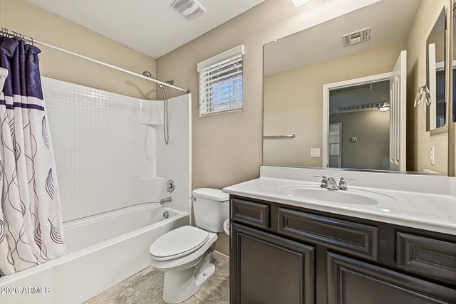 2552 E VERMONT Drive, Gilbert, AZ 85295