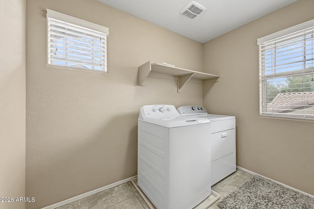 2552 E VERMONT Drive, Gilbert, AZ 85295