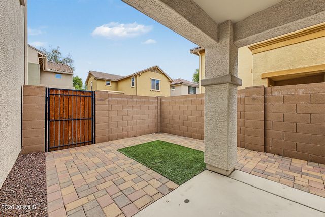 2552 E VERMONT Drive, Gilbert, AZ 85295