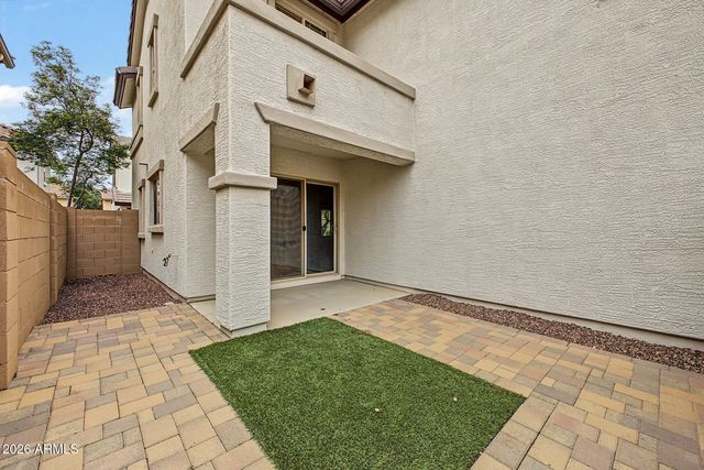2552 E VERMONT Drive, Gilbert, AZ 85295