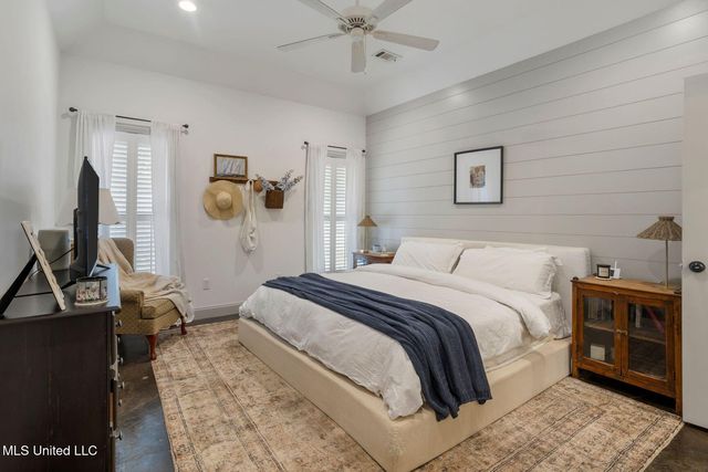120 Woodburn Way, Pearl, MS 39208