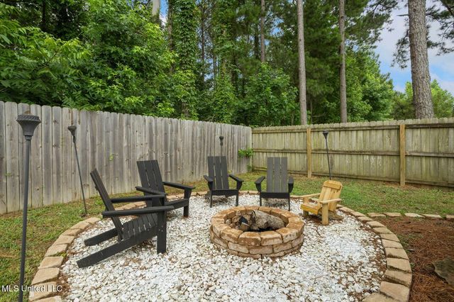 120 Woodburn Way, Pearl, MS 39208