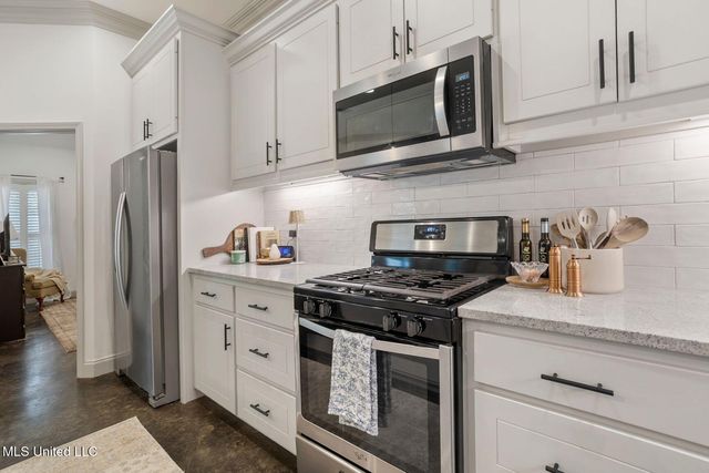 120 Woodburn Way, Pearl, MS 39208