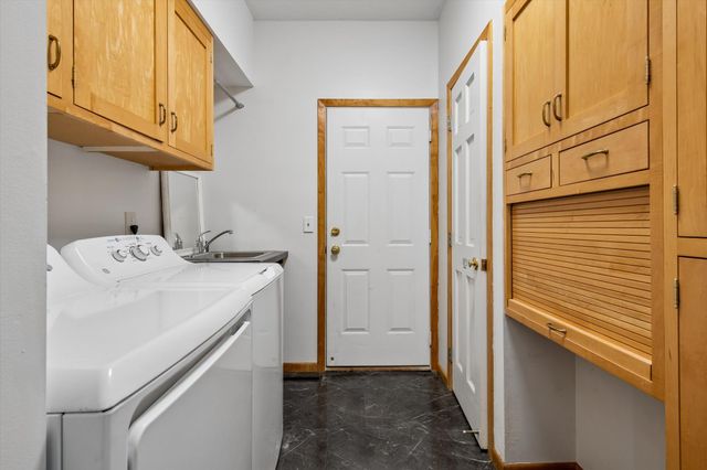 740 Mendota Heights Road, Mendota Heights, MN 55120