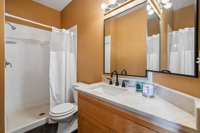 740 Mendota Heights Road, Mendota Heights, MN 55120
