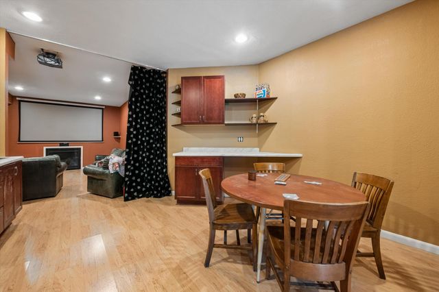 740 Mendota Heights Road, Mendota Heights, MN 55120