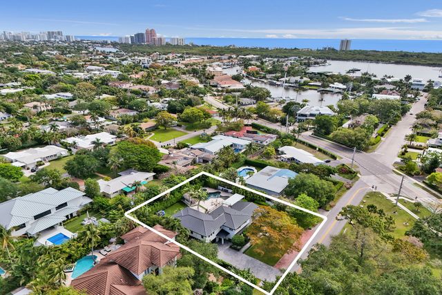 2421 NE 12th Street, Fort Lauderdale, FL 33304