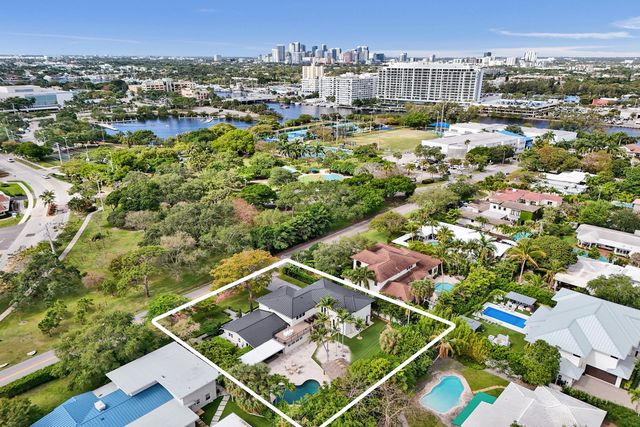 2421 NE 12th Street, Fort Lauderdale, FL 33304