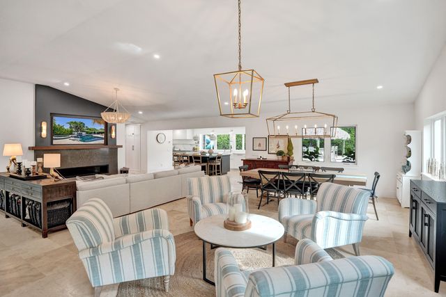 2421 NE 12th Street, Fort Lauderdale, FL 33304