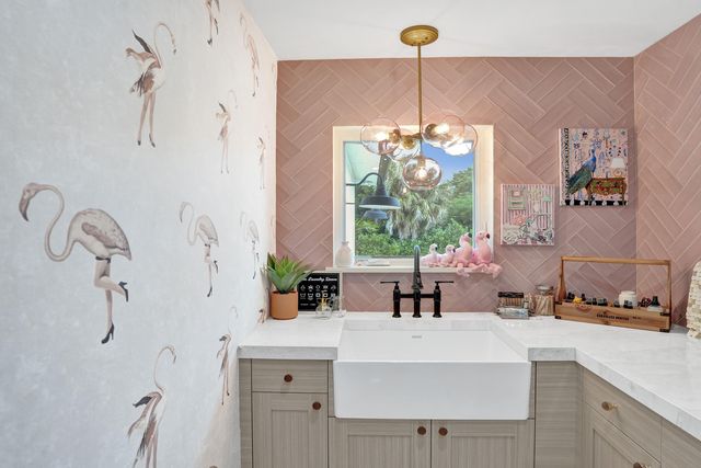 2421 NE 12th Street, Fort Lauderdale, FL 33304