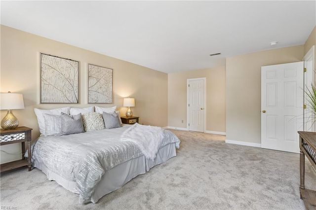 103 Shallow Lagoon DR, Yorktown, VA 23693