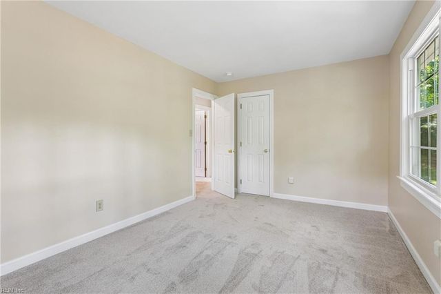 103 Shallow Lagoon DR, Yorktown, VA 23693