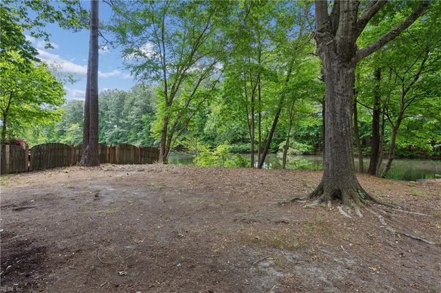 103 Shallow Lagoon DR, Yorktown, VA 23693