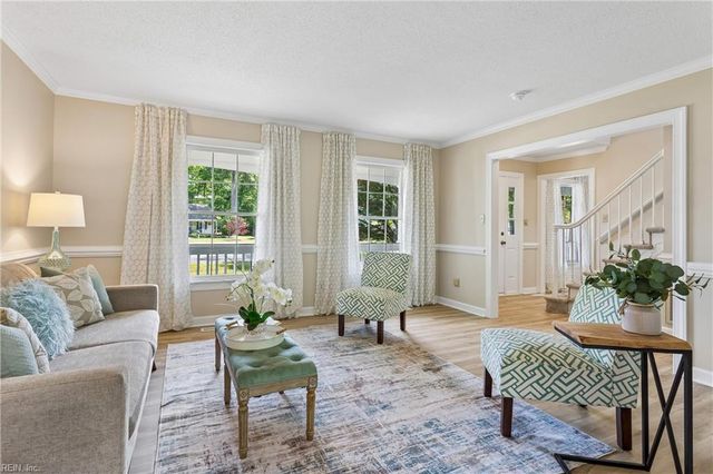 103 Shallow Lagoon DR, Yorktown, VA 23693
