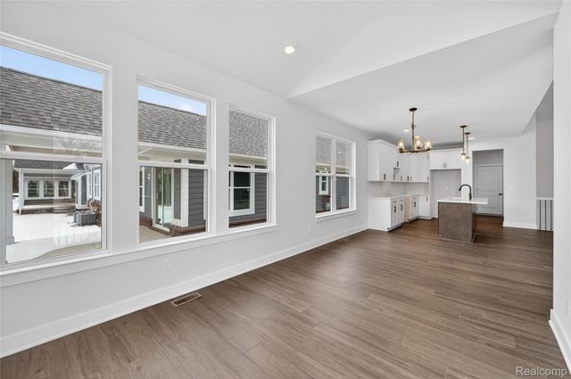 1458 Turner Drive 5, Commerce Charter Township, MI 48390