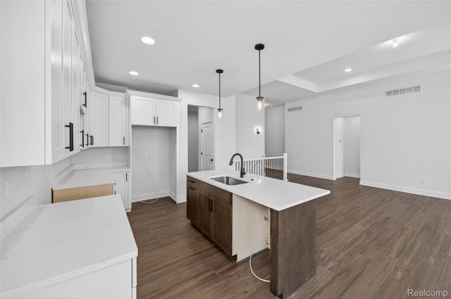 1458 Turner Drive 5, Commerce Charter Township, MI 48390