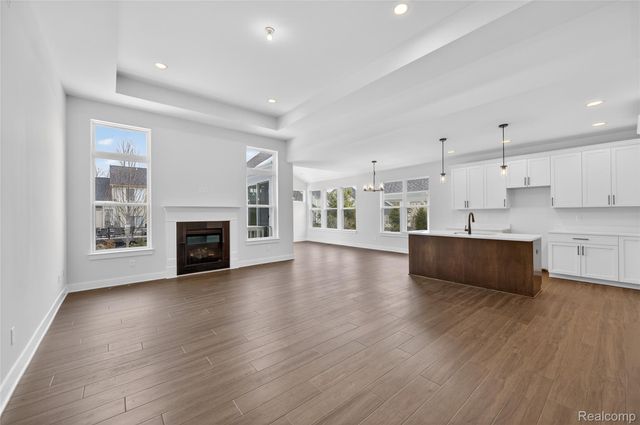 1458 Turner Drive 5, Commerce Charter Township, MI 48390