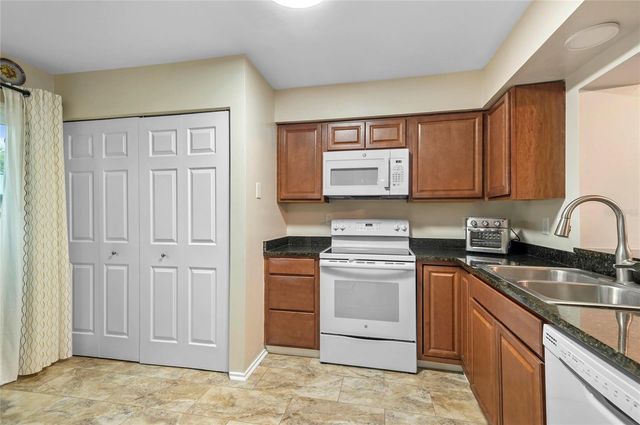 283 W LAKE FAITH DRIVE 146, Maitland, FL 32751